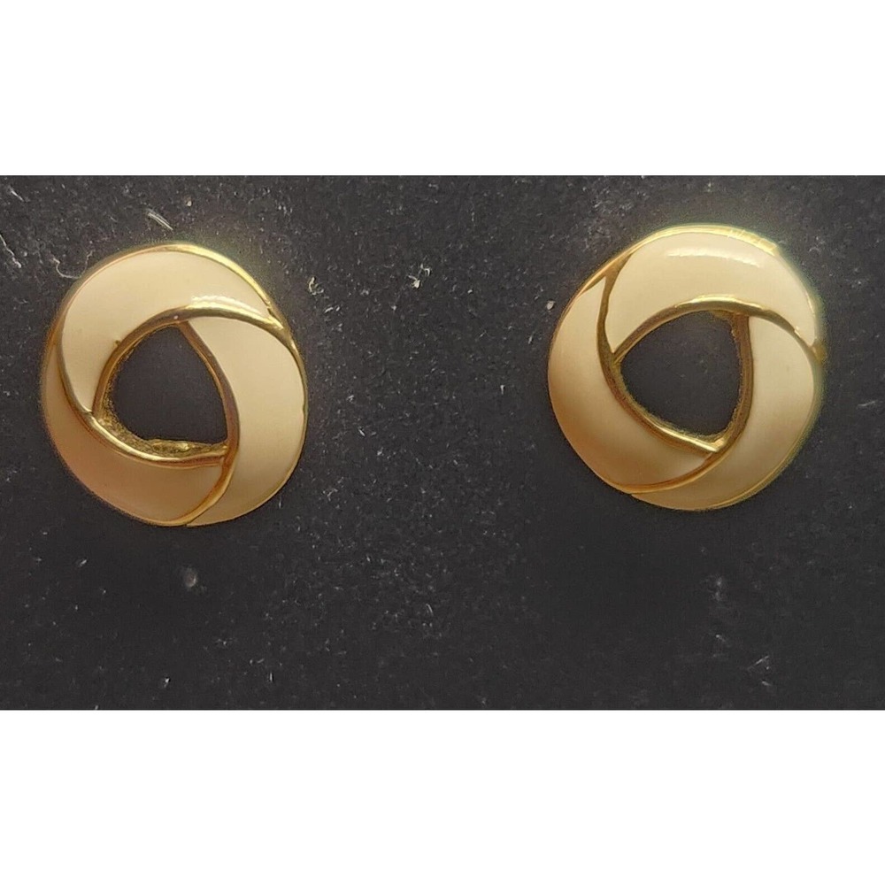Vintage Trifari Earrings Studs Gift Circle Ivory‎ Enamel Gold Tone Small Pair